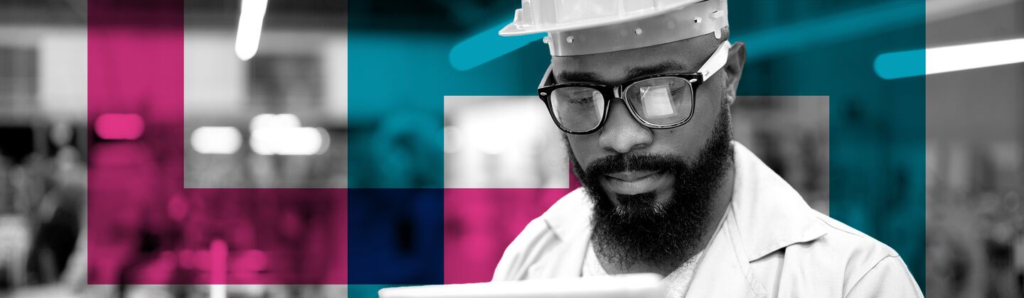SINGLE-IMAGE_squares-engineer-using-tablet-and-working-in-factory_jun24