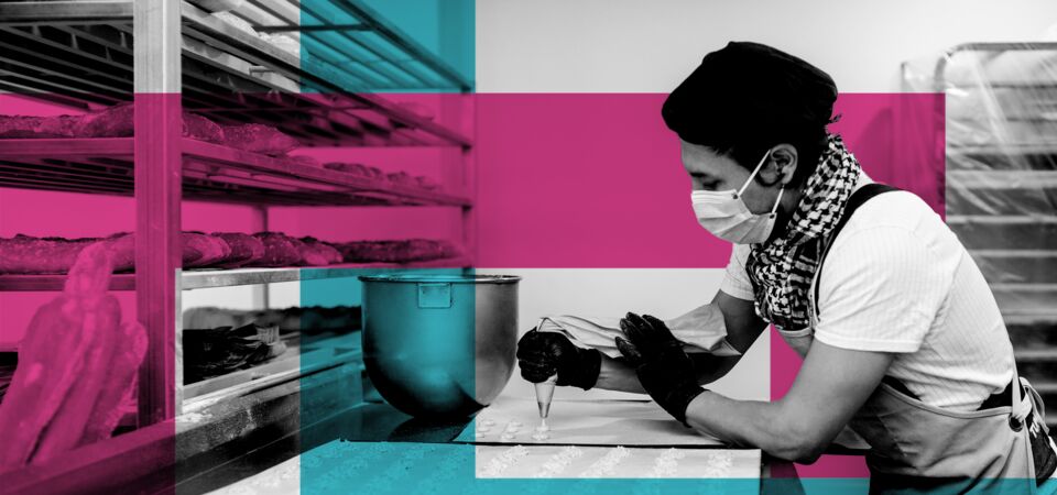 SINGLE-IMAGE_squares-woman-creating-icing-decorations_nov23