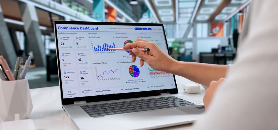 COLOUR-IMAGE_laptop-compliance-dashboard_feb26