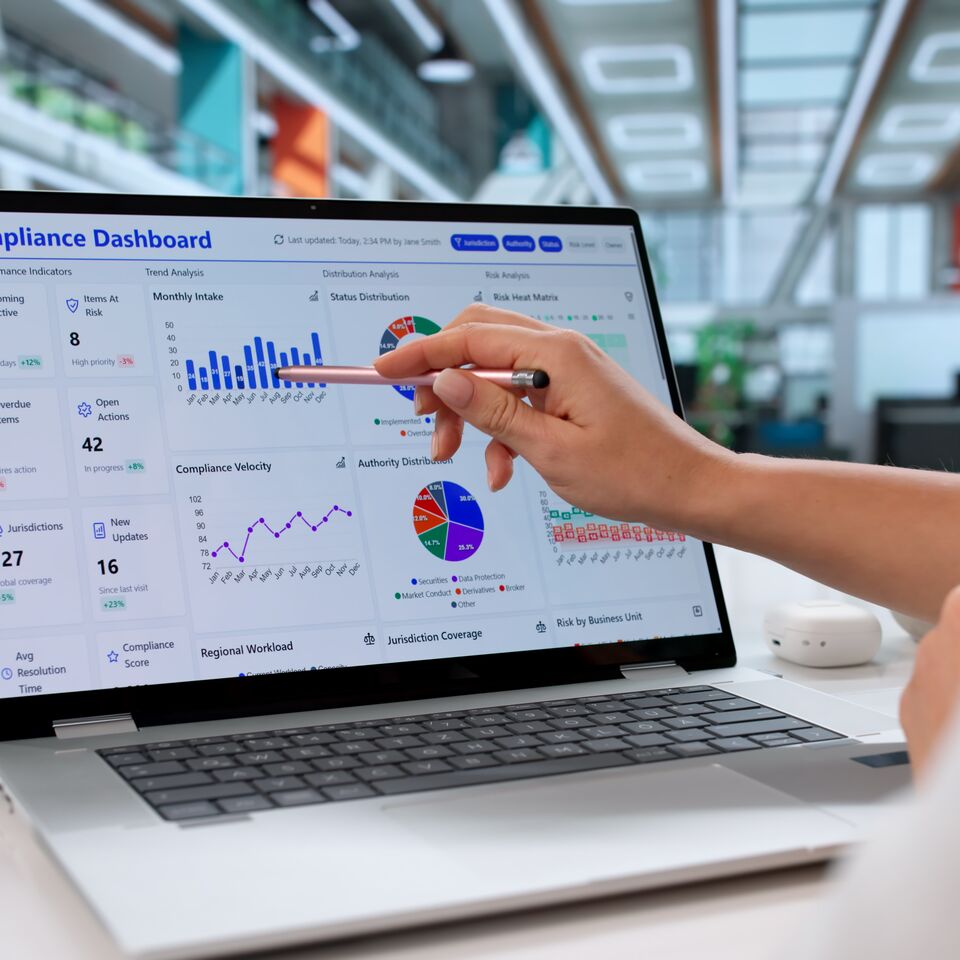COLOUR-IMAGE_laptop-compliance-dashboard_feb26