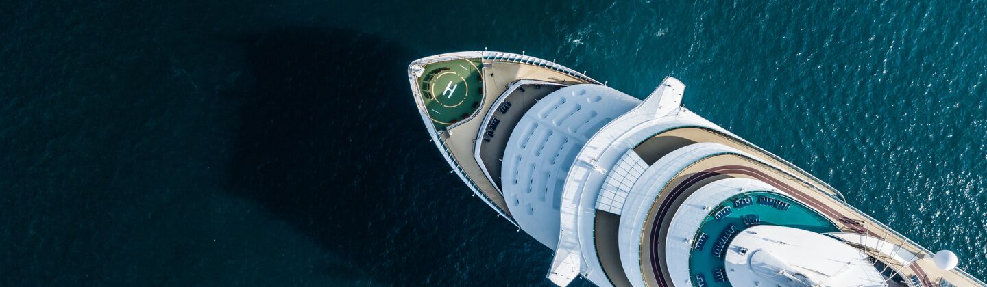 COLOUR-IMAGE_maritime-cruise-ship-aerial-angle-sea_mar26