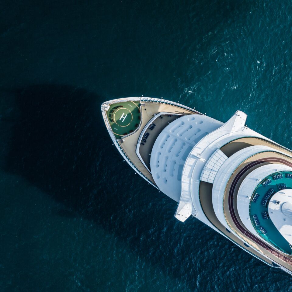 COLOUR-IMAGE_maritime-cruise-ship-aerial-angle-sea_mar26