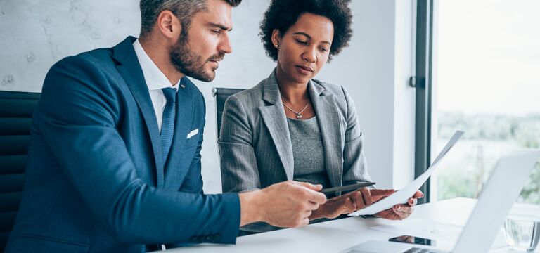 /bynder-asset/bynder:7637E332-10A5-4A77-895AD1A06B8AF88D/Landscape_MD/COLOUR-IMAGE_man-and-woman-looking-over-documents-together_jul26.jpg?1782917093000