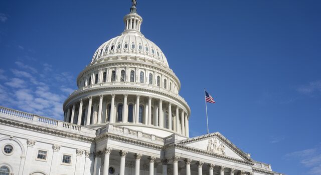 COLOUR-IMAGE_united-states-capitol-building_mar26