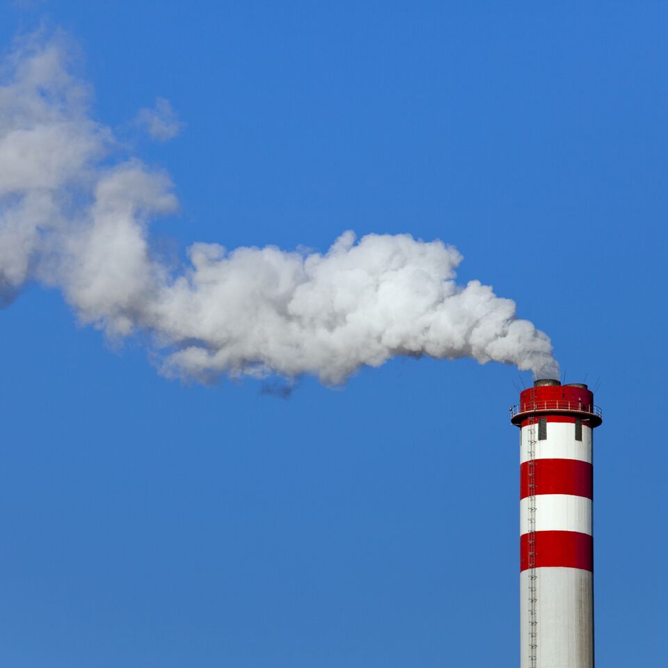 COLOUR-IMAGE_oil-pipe-emissions_feb26