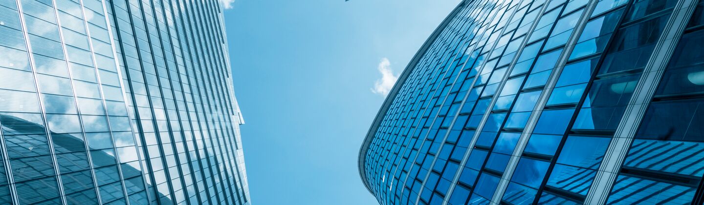 COLOUR-IMAGE_building-below-view-bluetone_feb26