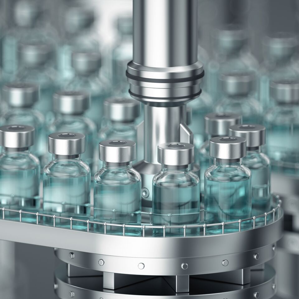 COLOUR-IMAGE_life-science-pharmaceutical-manufacture-glass-bottles-vaccine_feb26