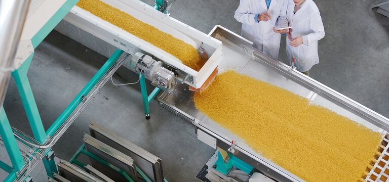 /bynder-asset/bynder:DE63AF9D-422E-453E-8C06B61EFF89C28C/Landscape_MD/COLOUR-IMAGE_food-production-line_June26.jpg?1782731511000