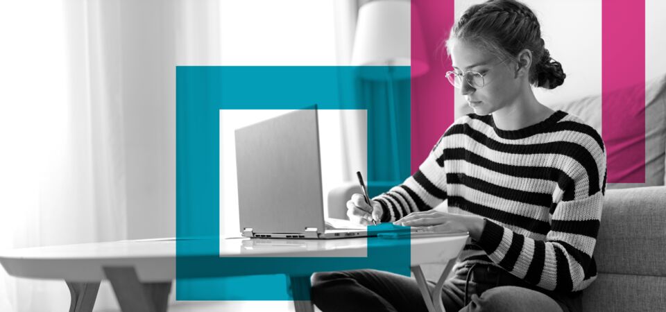 SINGLE-IMAGE_squares-lady-on-laptop-studying_nov23