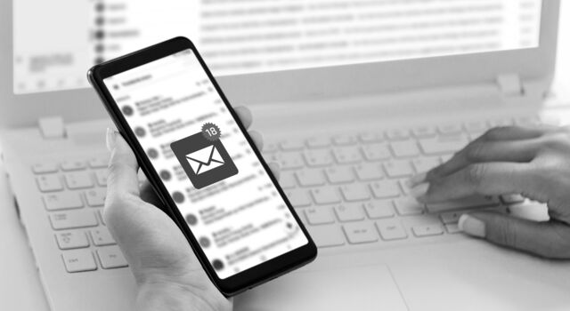 SINGLE-IMAGE_female-recieve-inbox-view-the-pending-e-mail_may25
