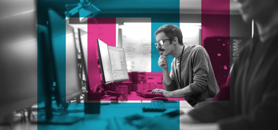 SINGLE-IMAGE_squares-analyst-studying-monitor_nov23